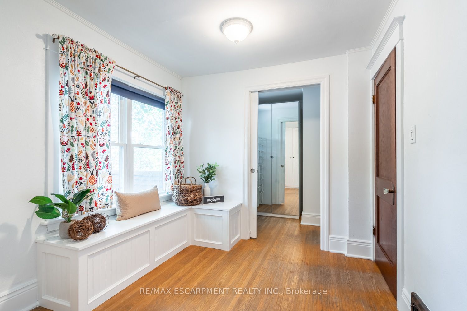 56 Newton Ave