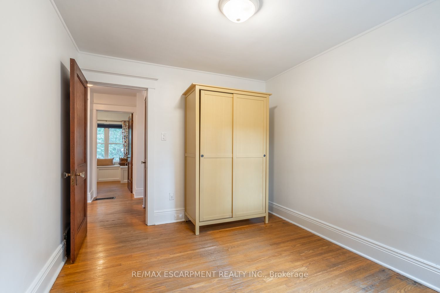 56 Newton Ave