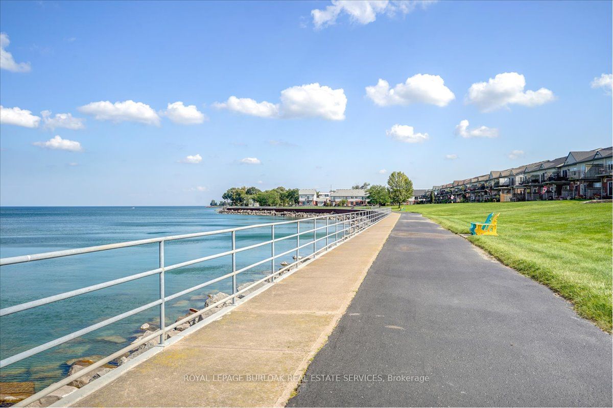 515 North Service Rd, #27