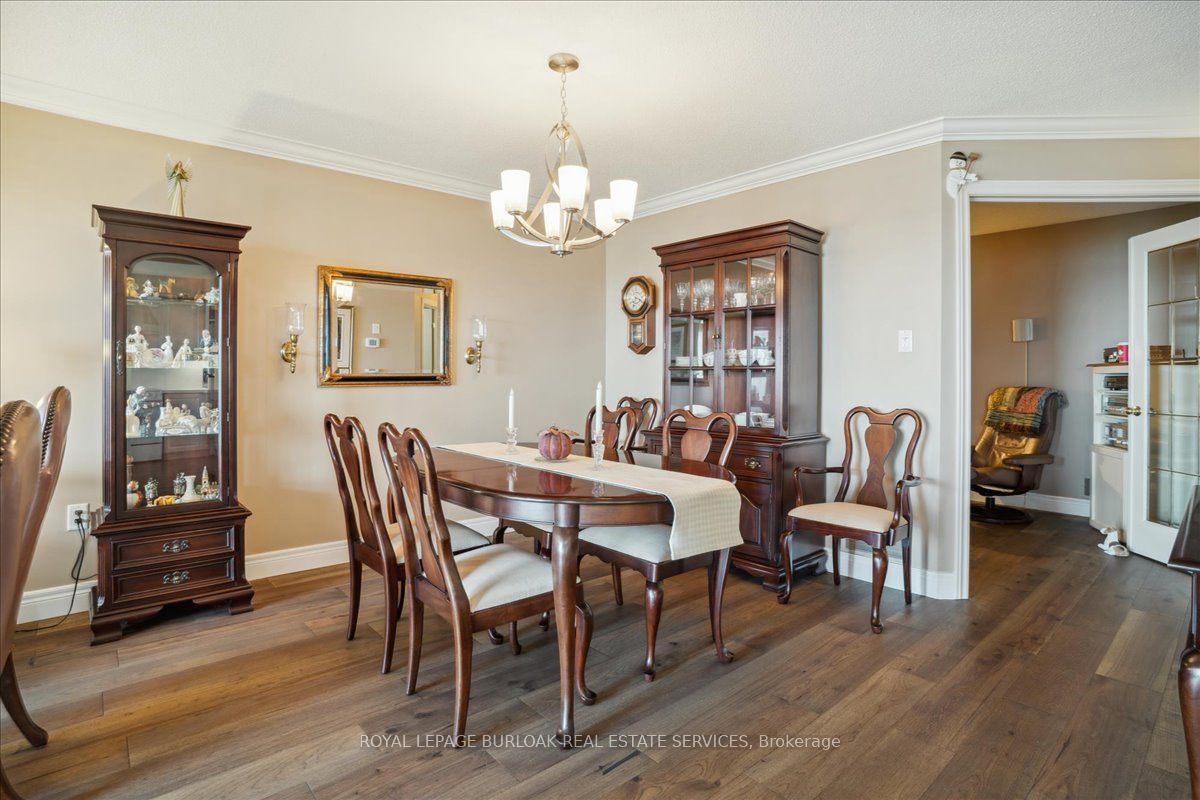 515 North Service Rd, #27