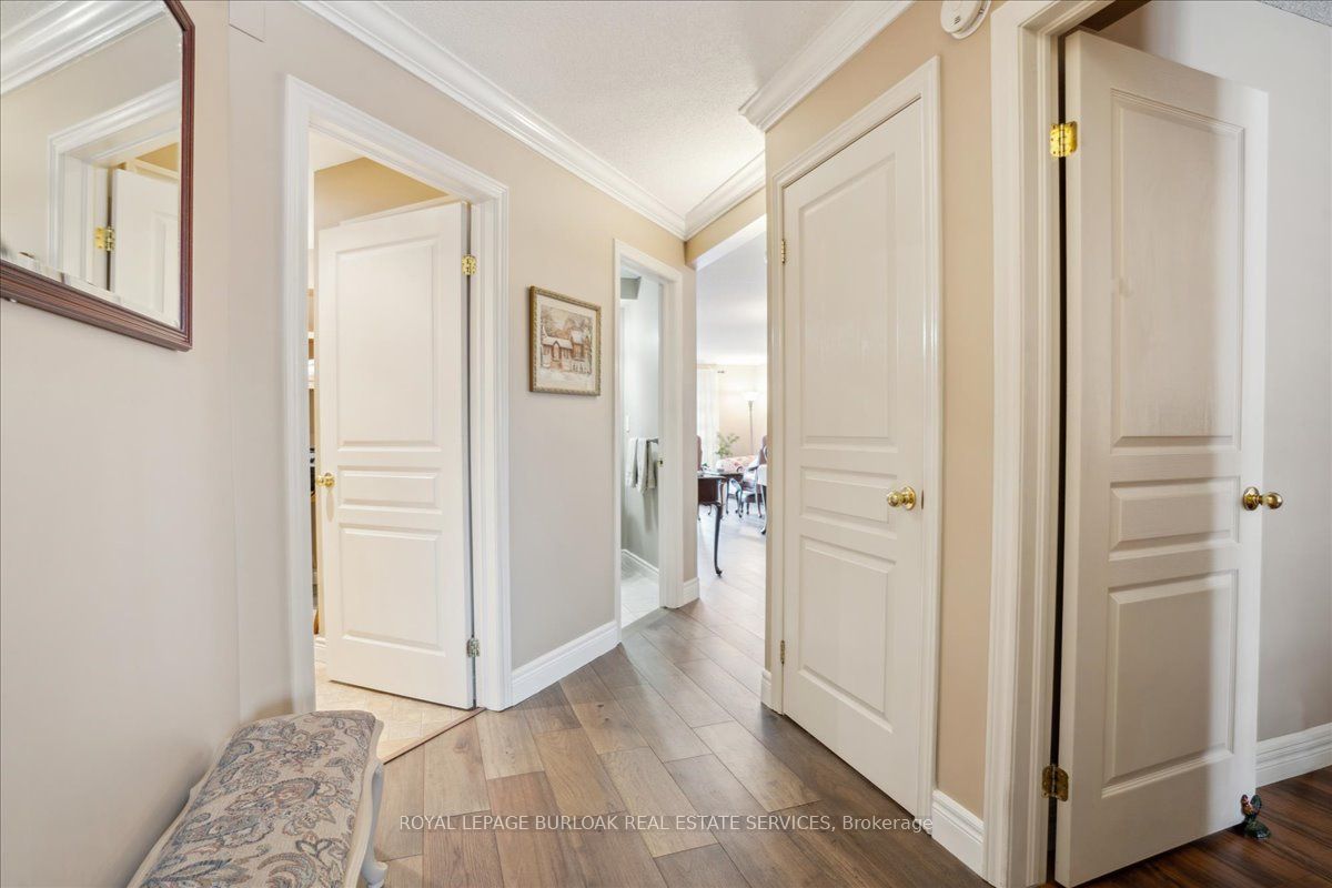515 North Service Rd, #27