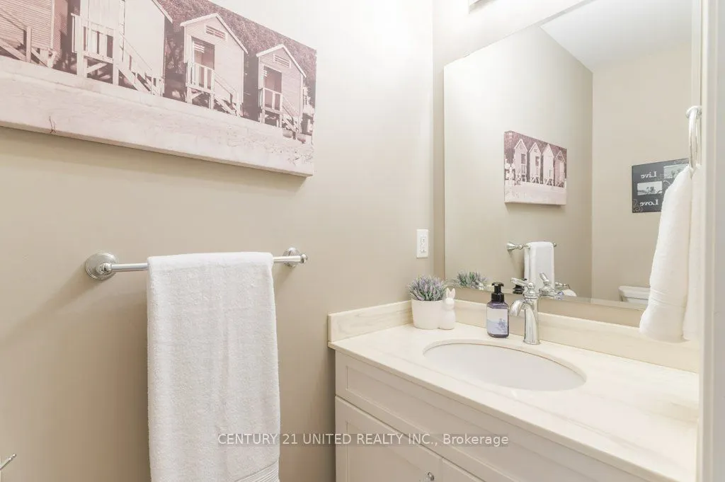 301 Carnegie Ave, #140