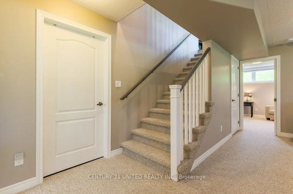 301 Carnegie Ave, #140