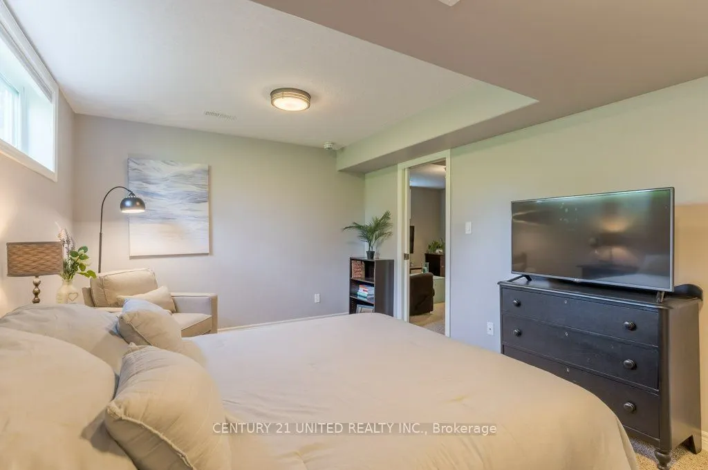 301 Carnegie Ave, #140