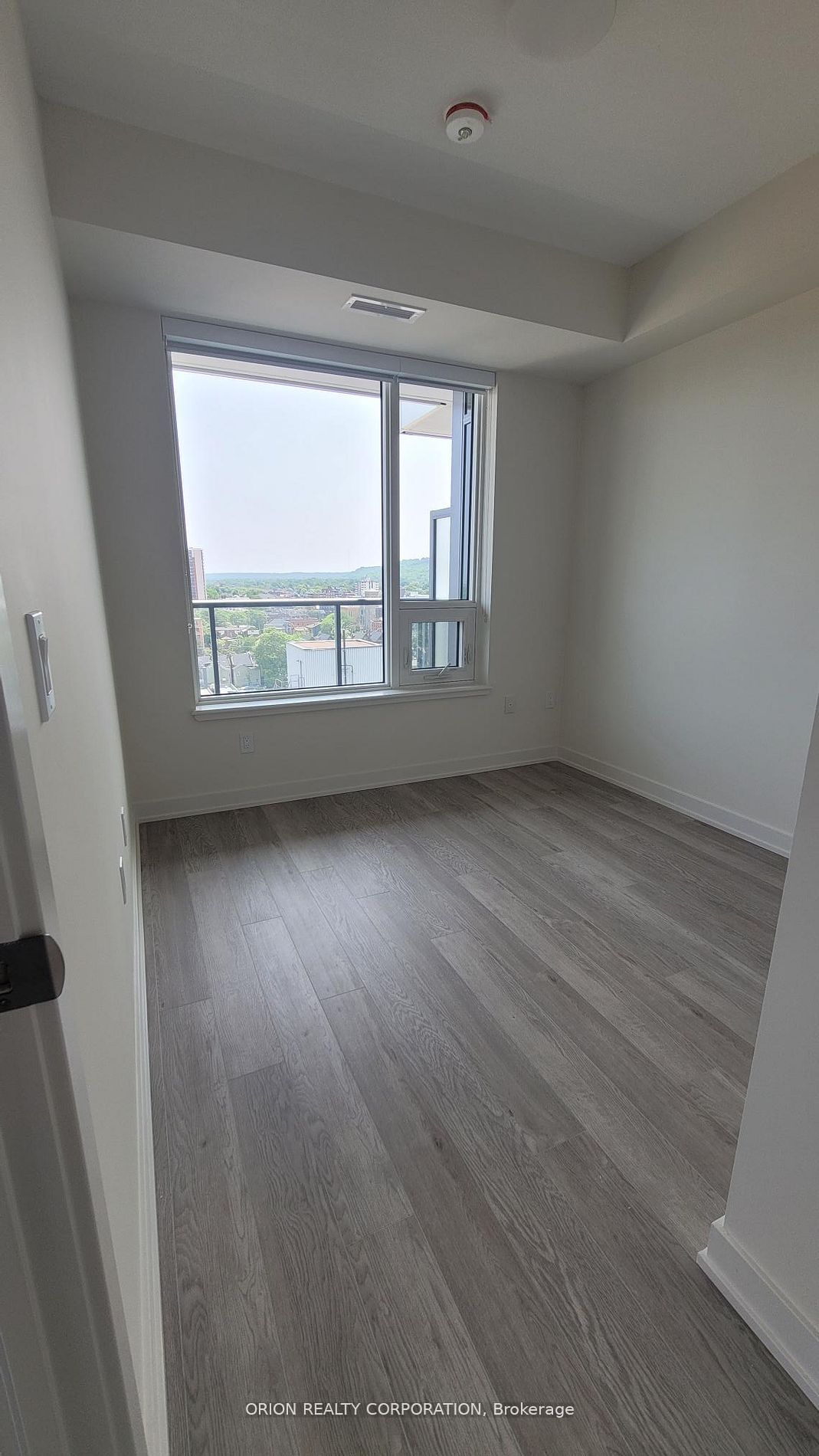 212 King William St, #1203