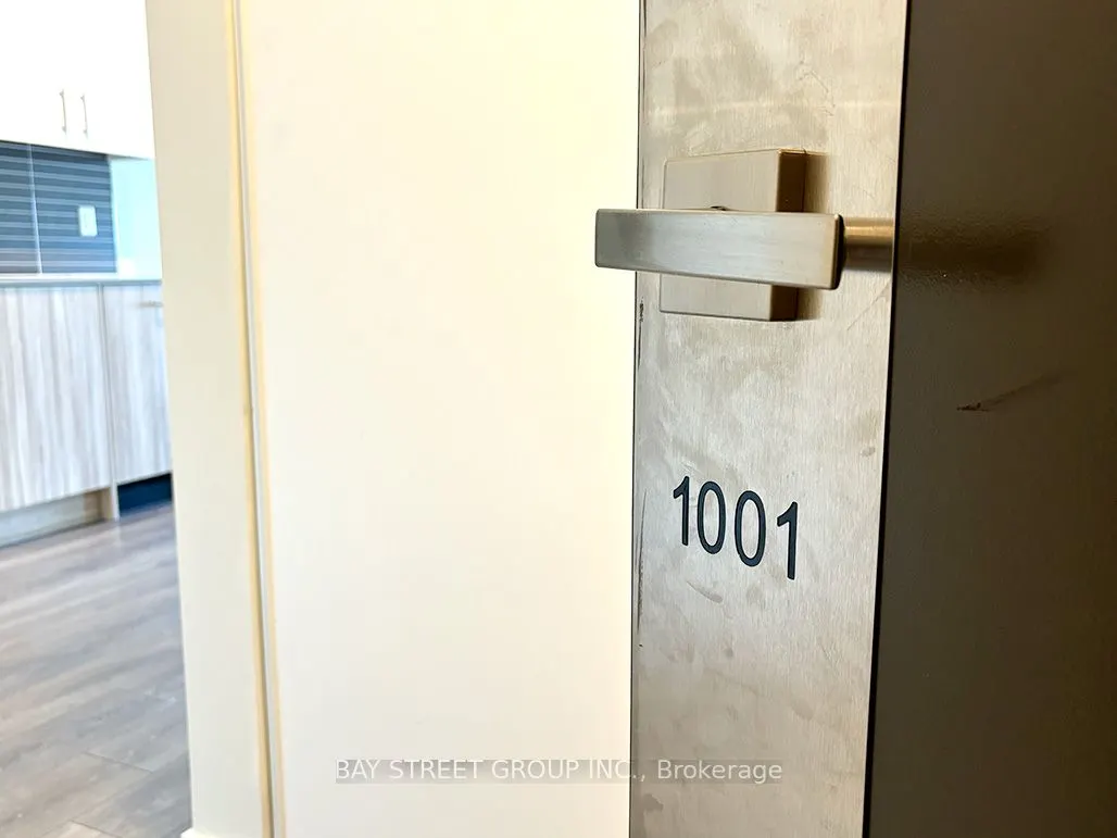 180 Fairview Mall Dr #1001