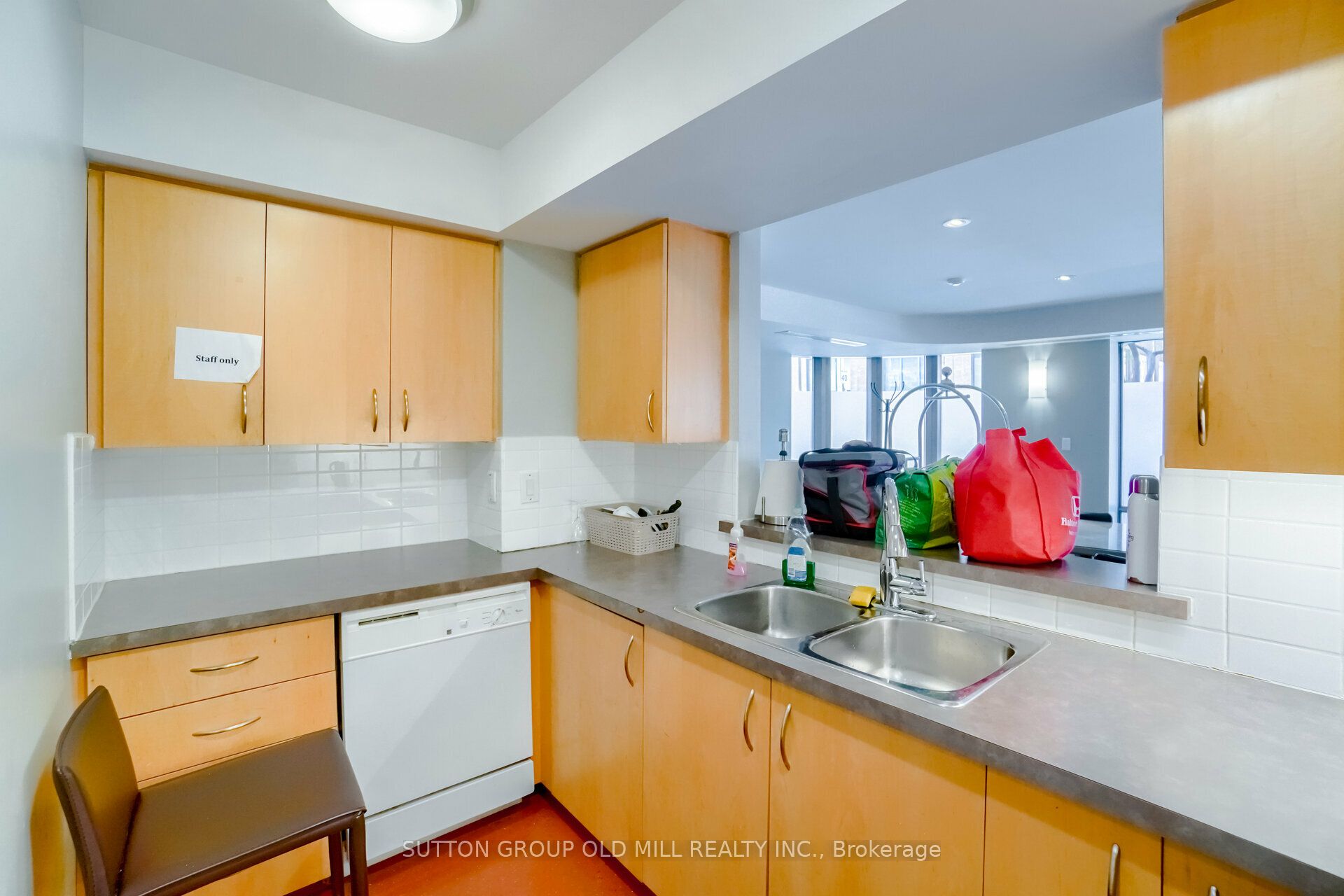 255 Richmond Street E, #1517