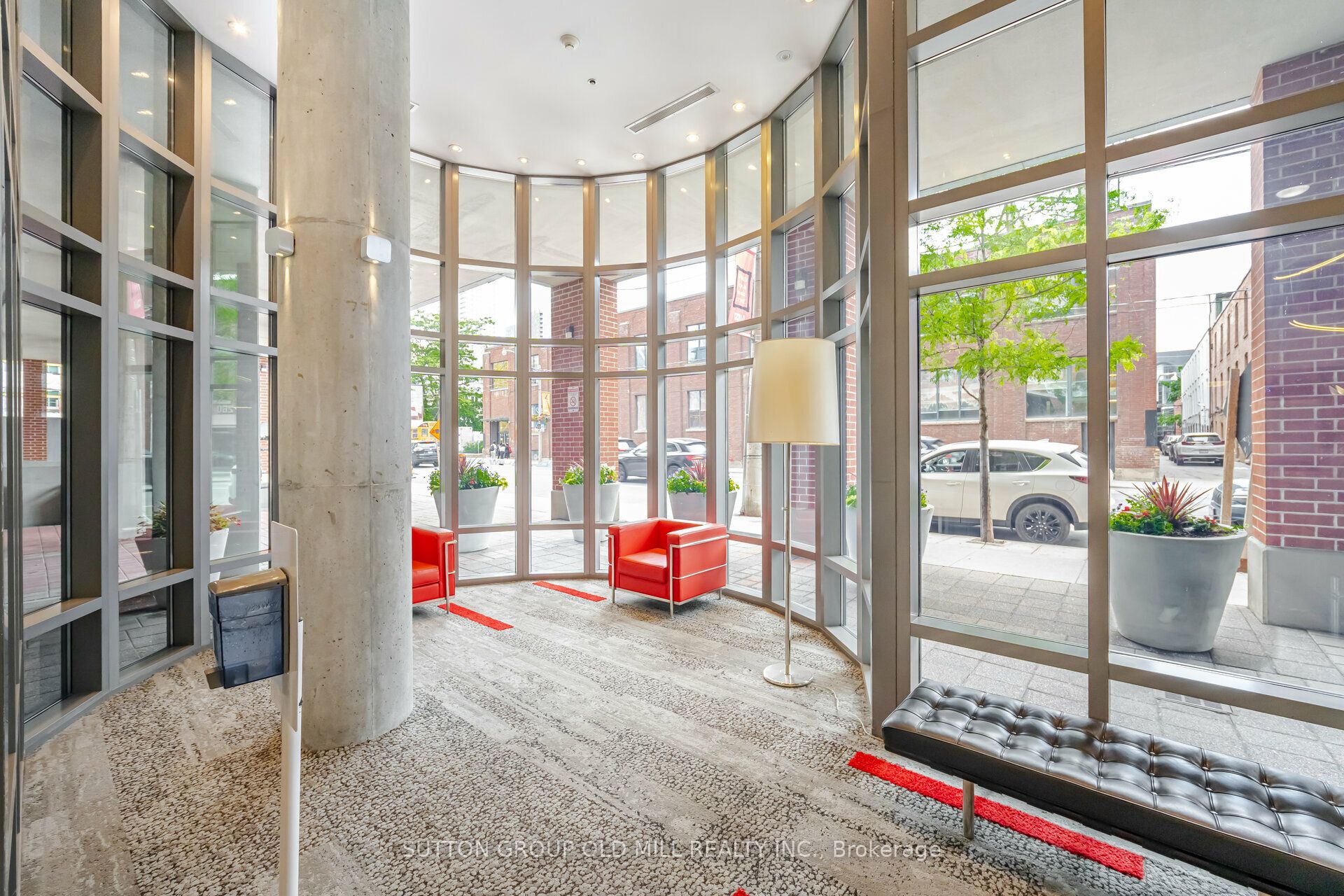 255 Richmond Street E, #1517