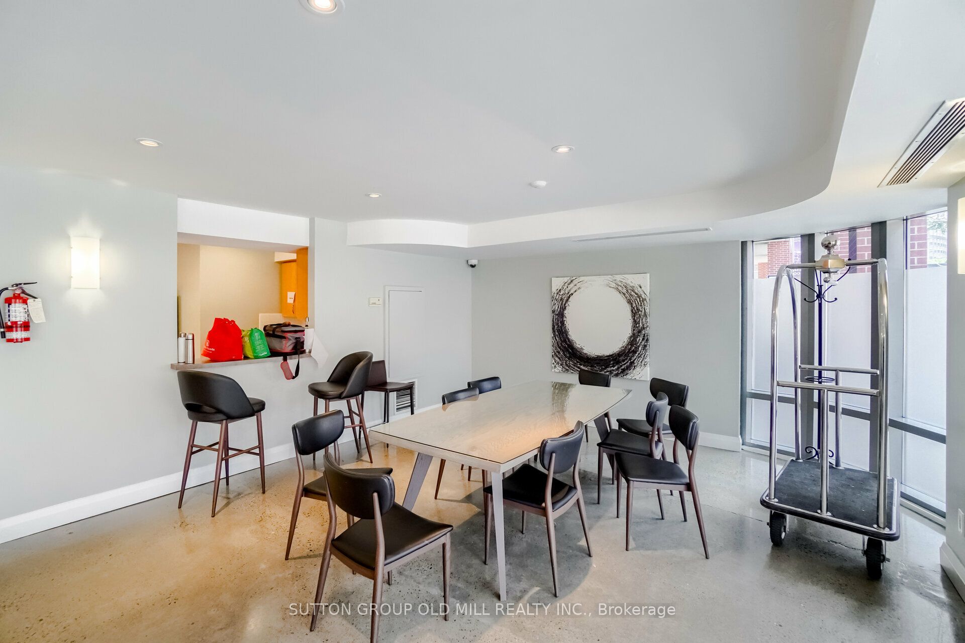 255 Richmond Street E, #1517