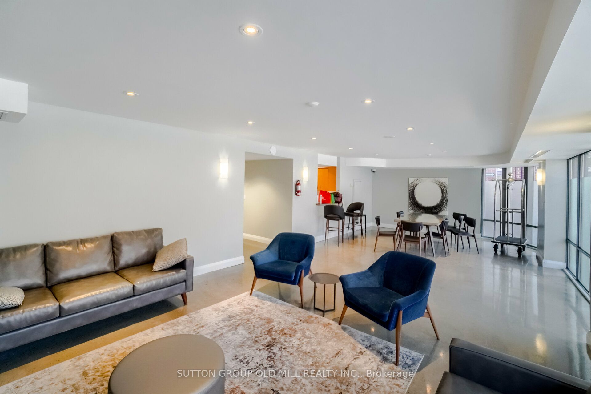 255 Richmond Street E, #1517