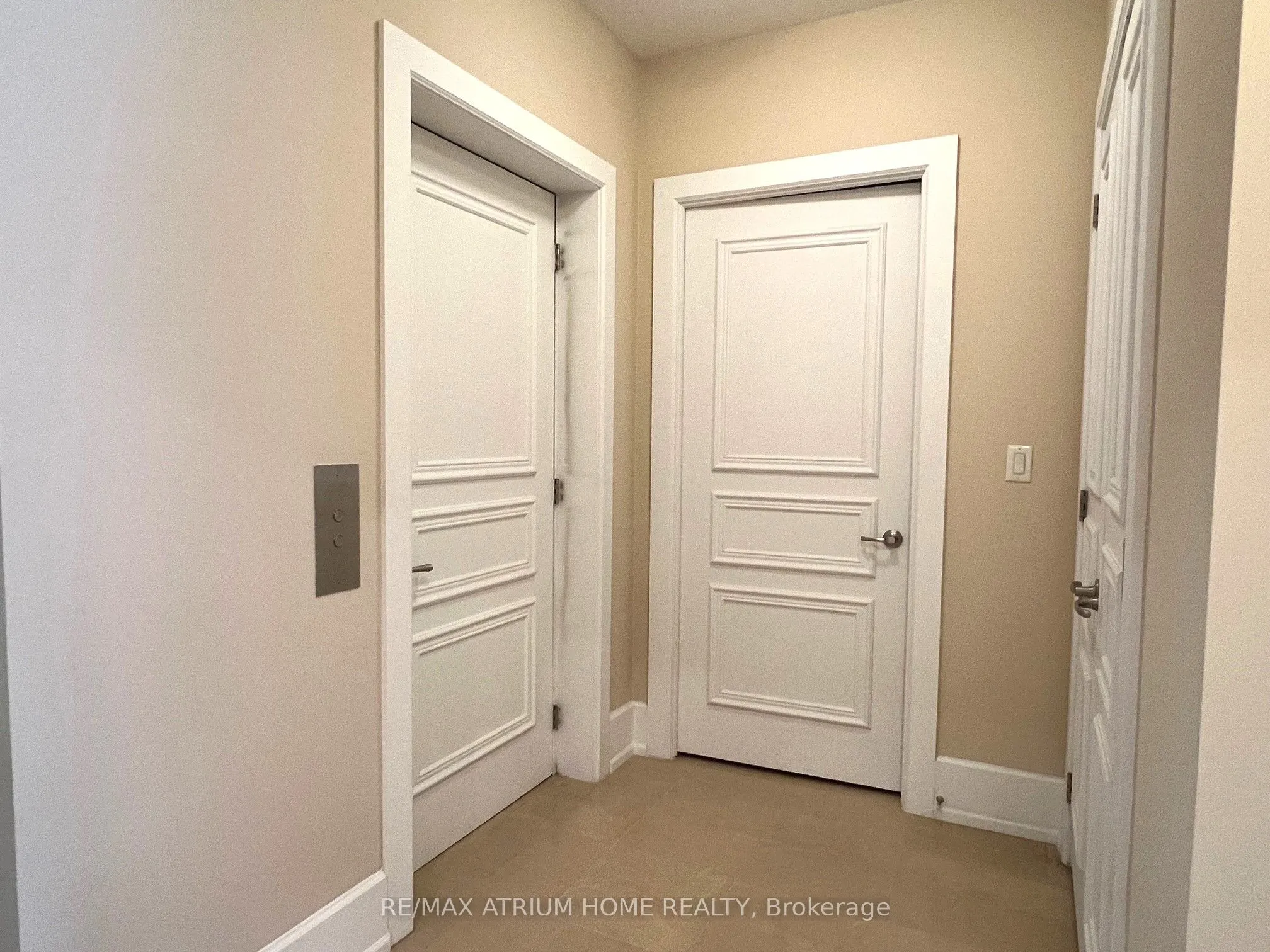662 Sheppard Avenue E, #1705