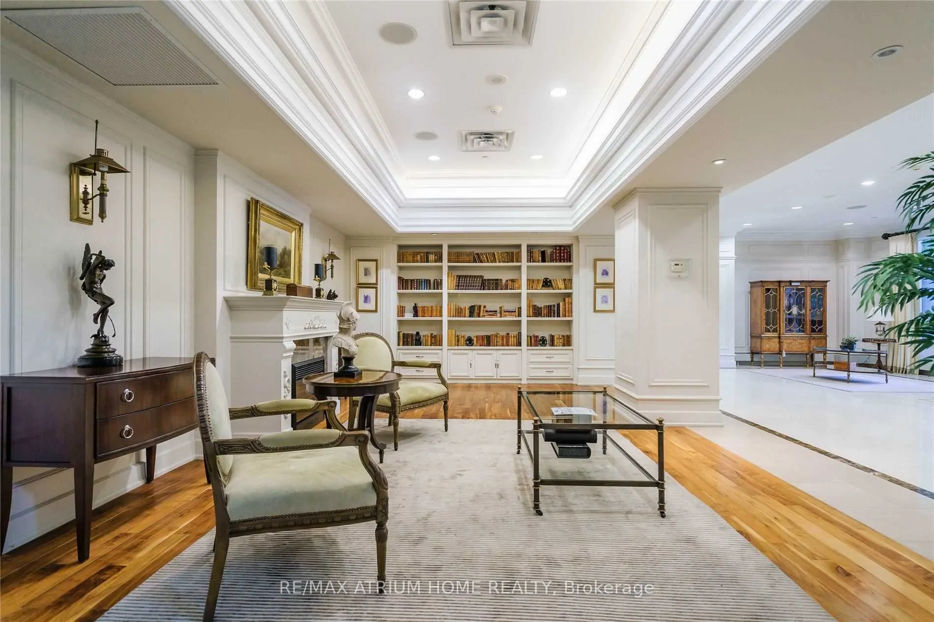 662 Sheppard Avenue E, #1705
