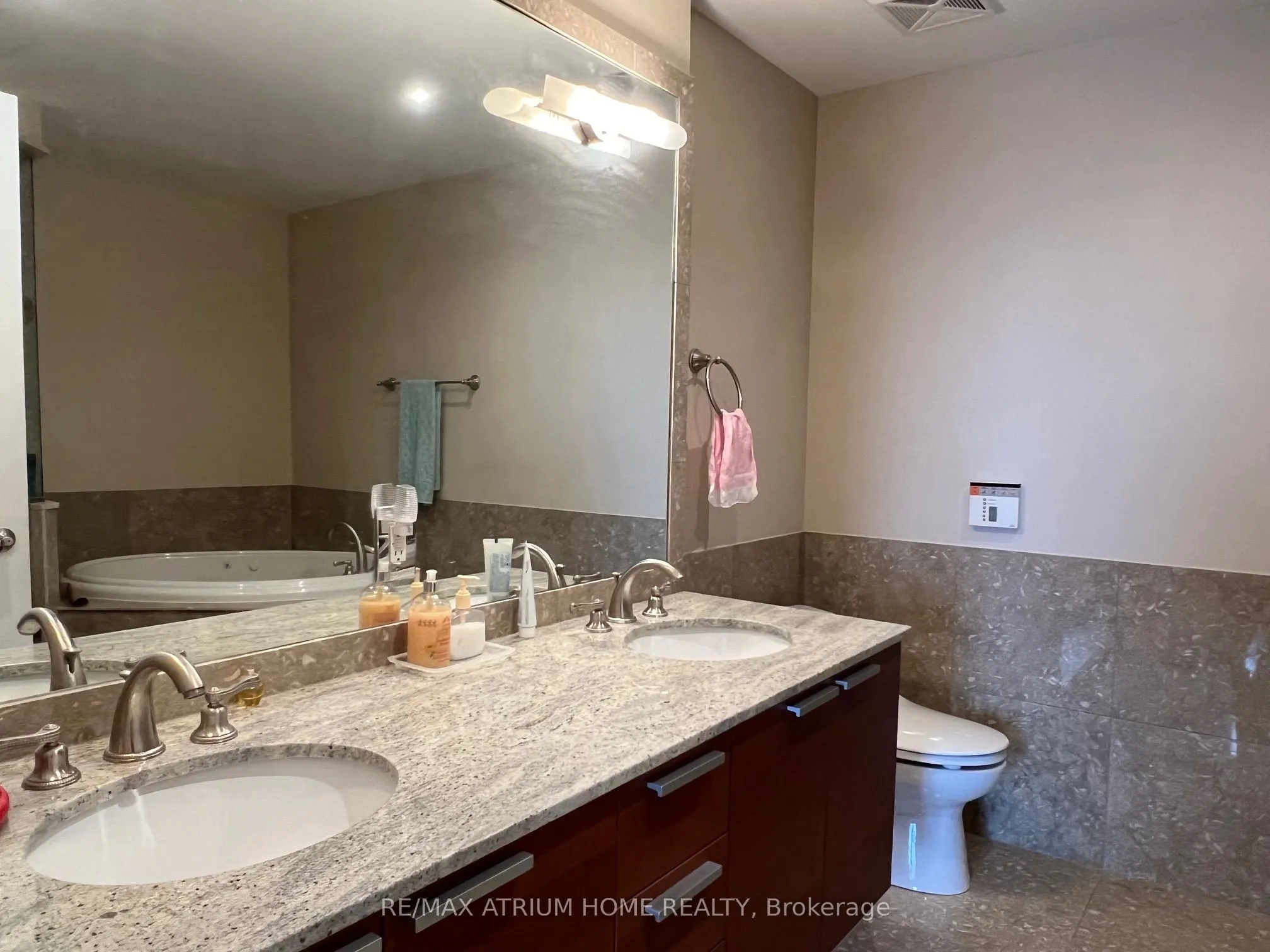 662 Sheppard Avenue E, #1705