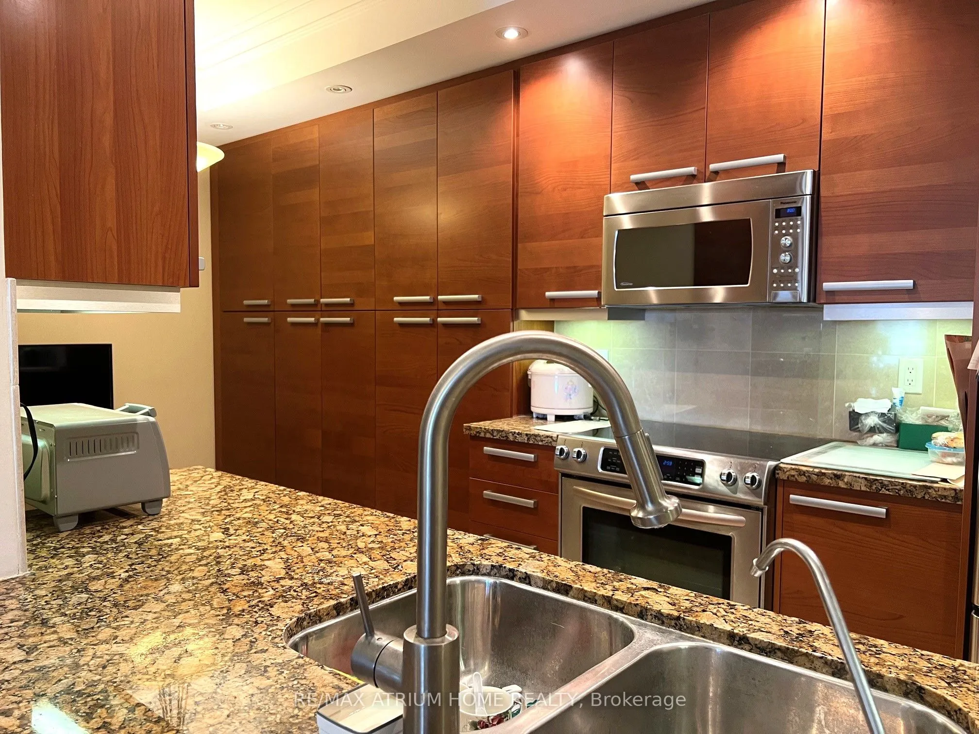 662 Sheppard Avenue E, #1705