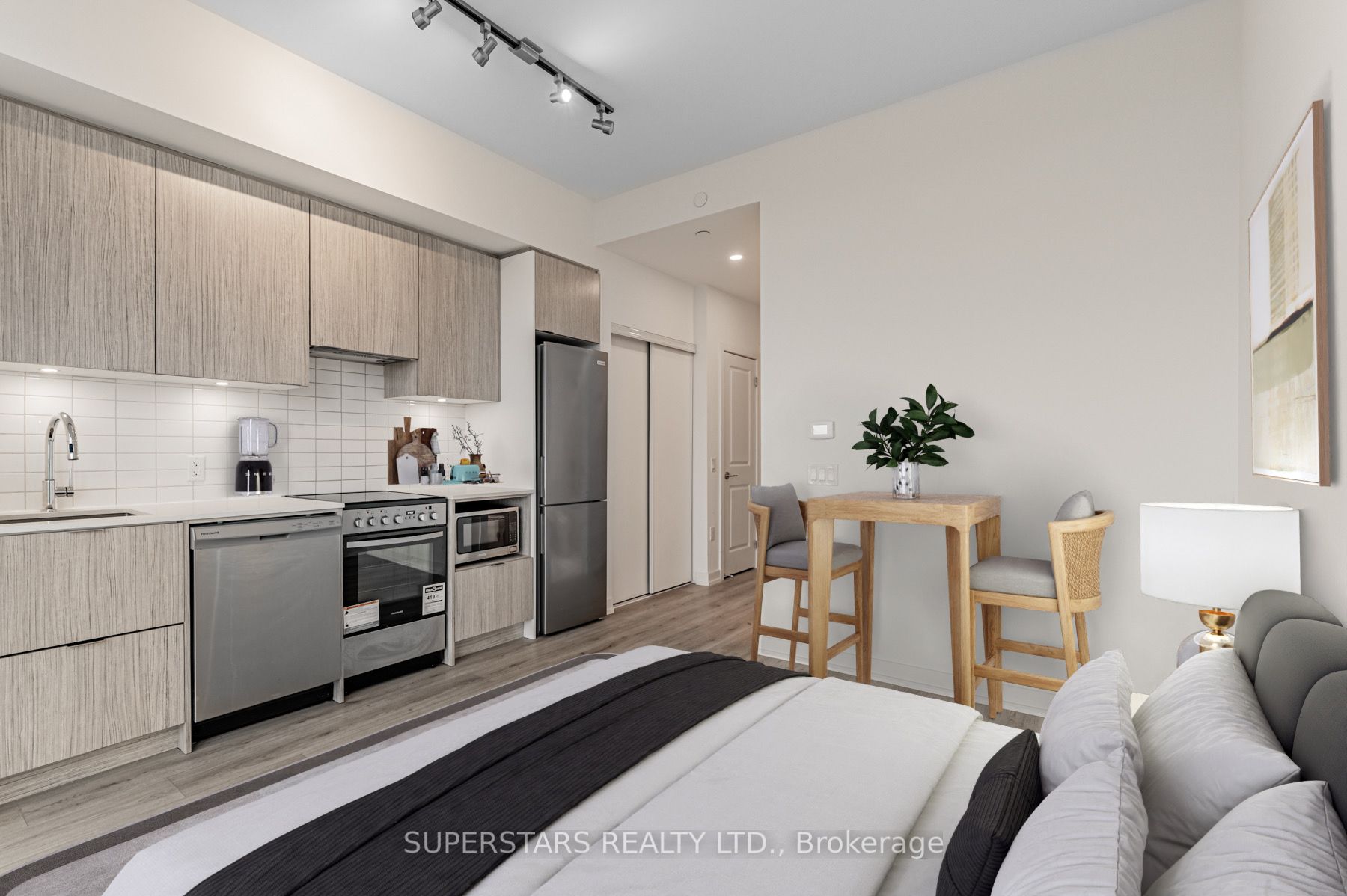 395 Bloor Street E, #4508