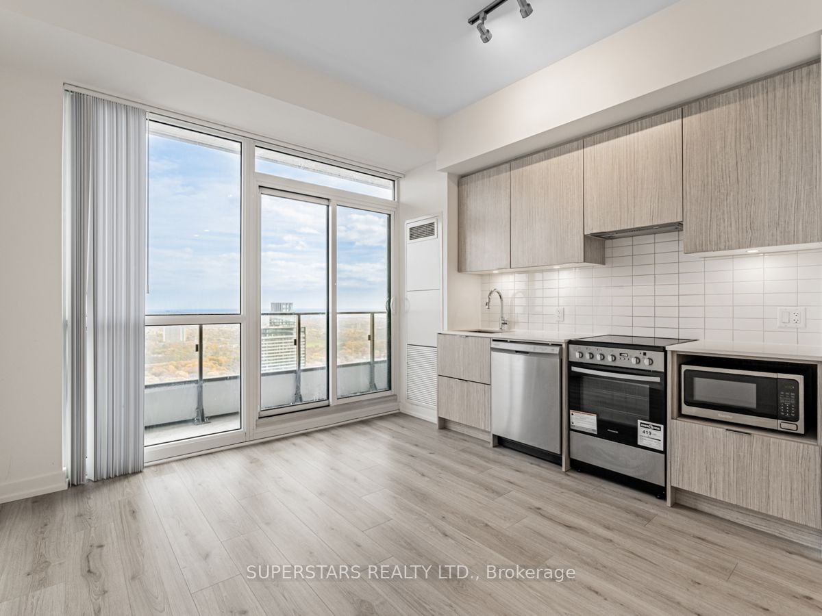 395 Bloor Street E, #4508