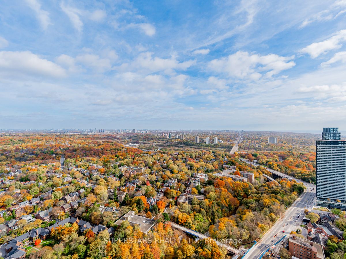 395 Bloor Street E, #4508
