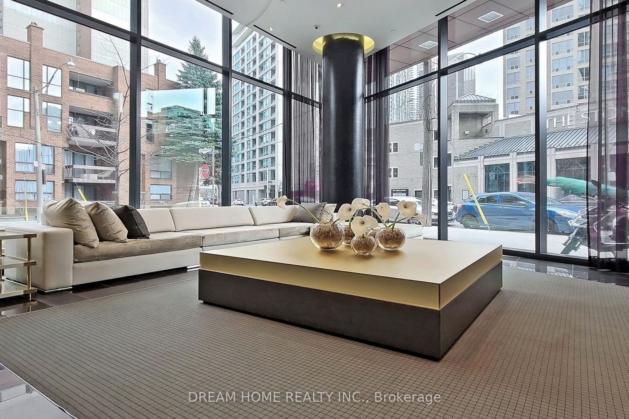 32 Davenport Road, #1306