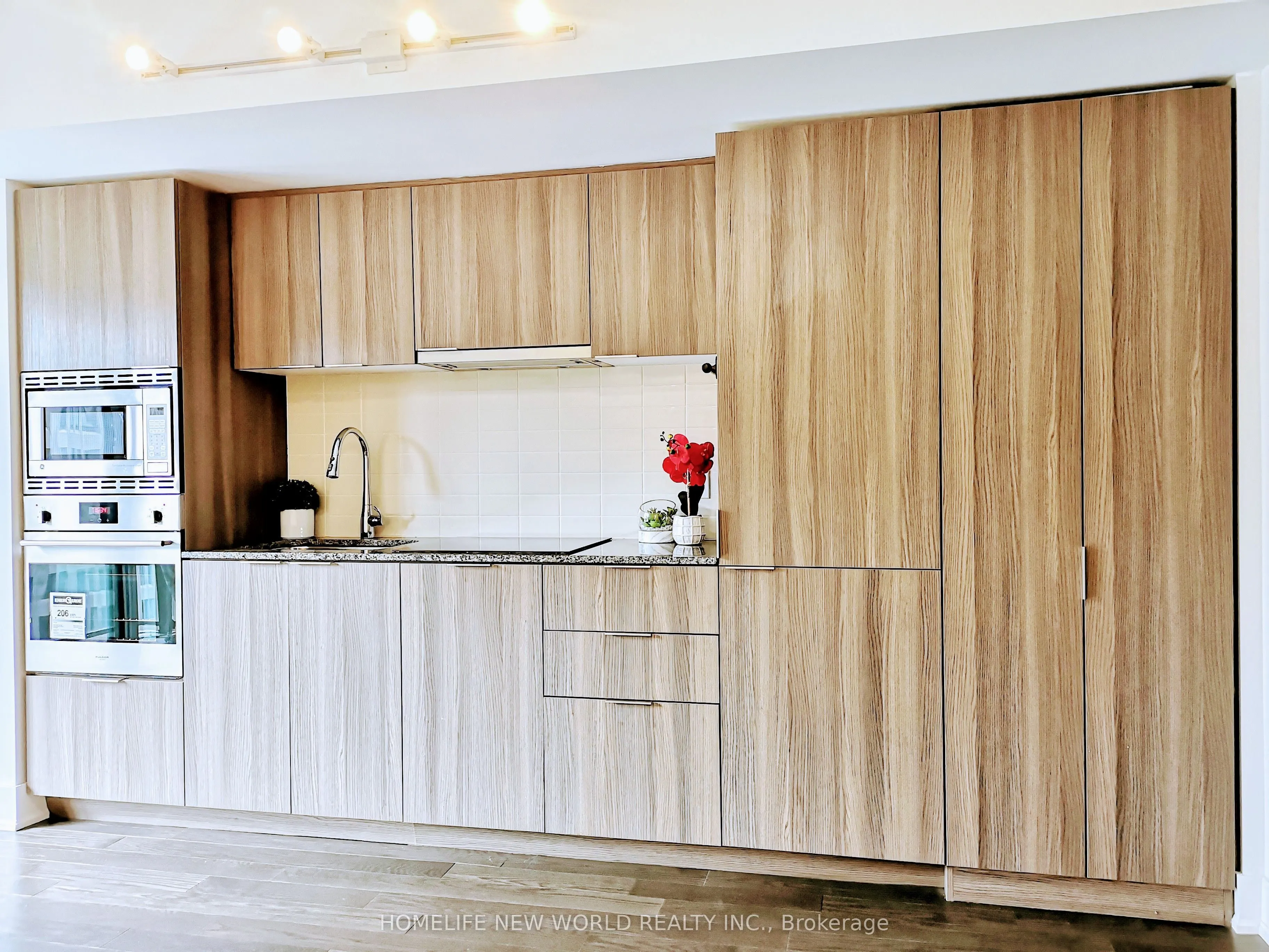 955 Bay Street, #1108