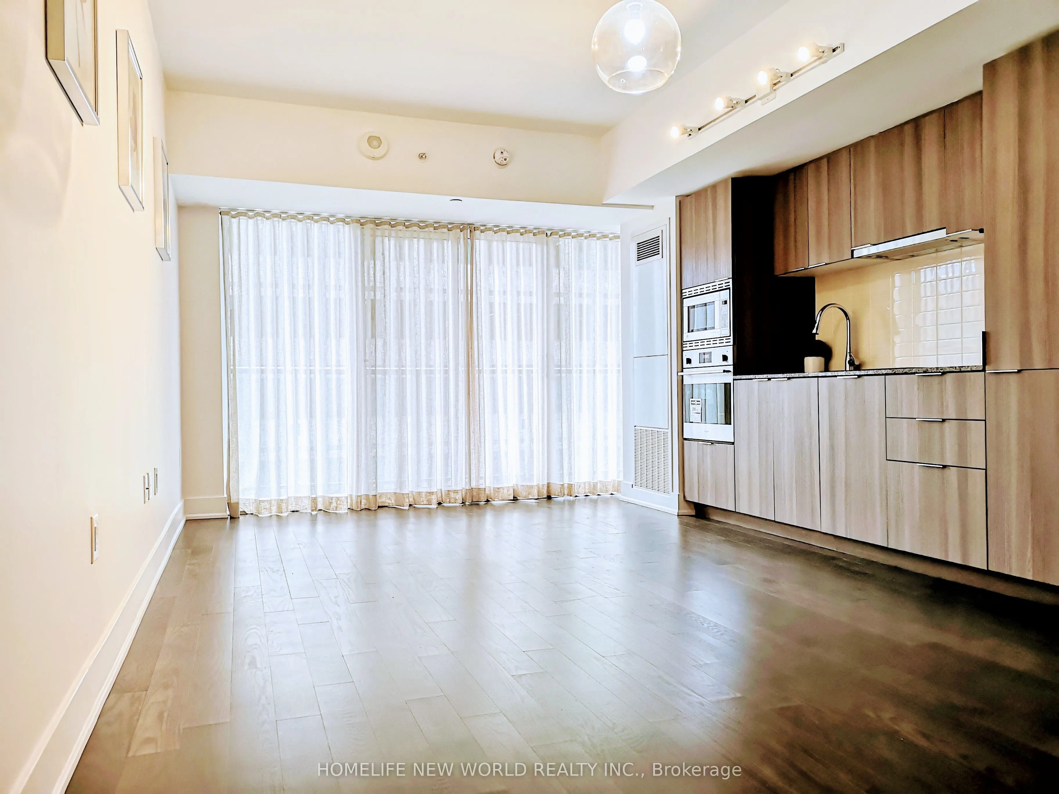955 Bay Street, #1108
