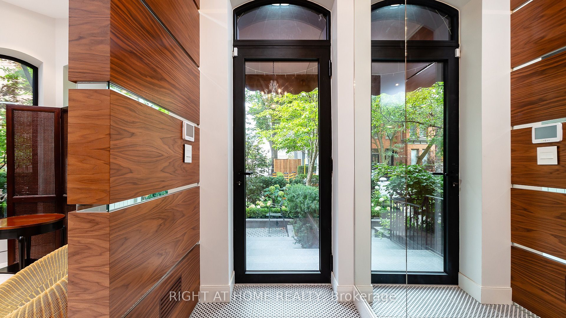 53 Hazelton Avenue