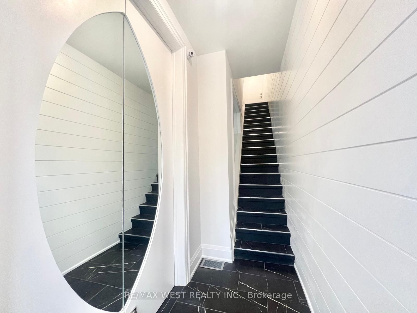 1618 Bayview Avenue, #1