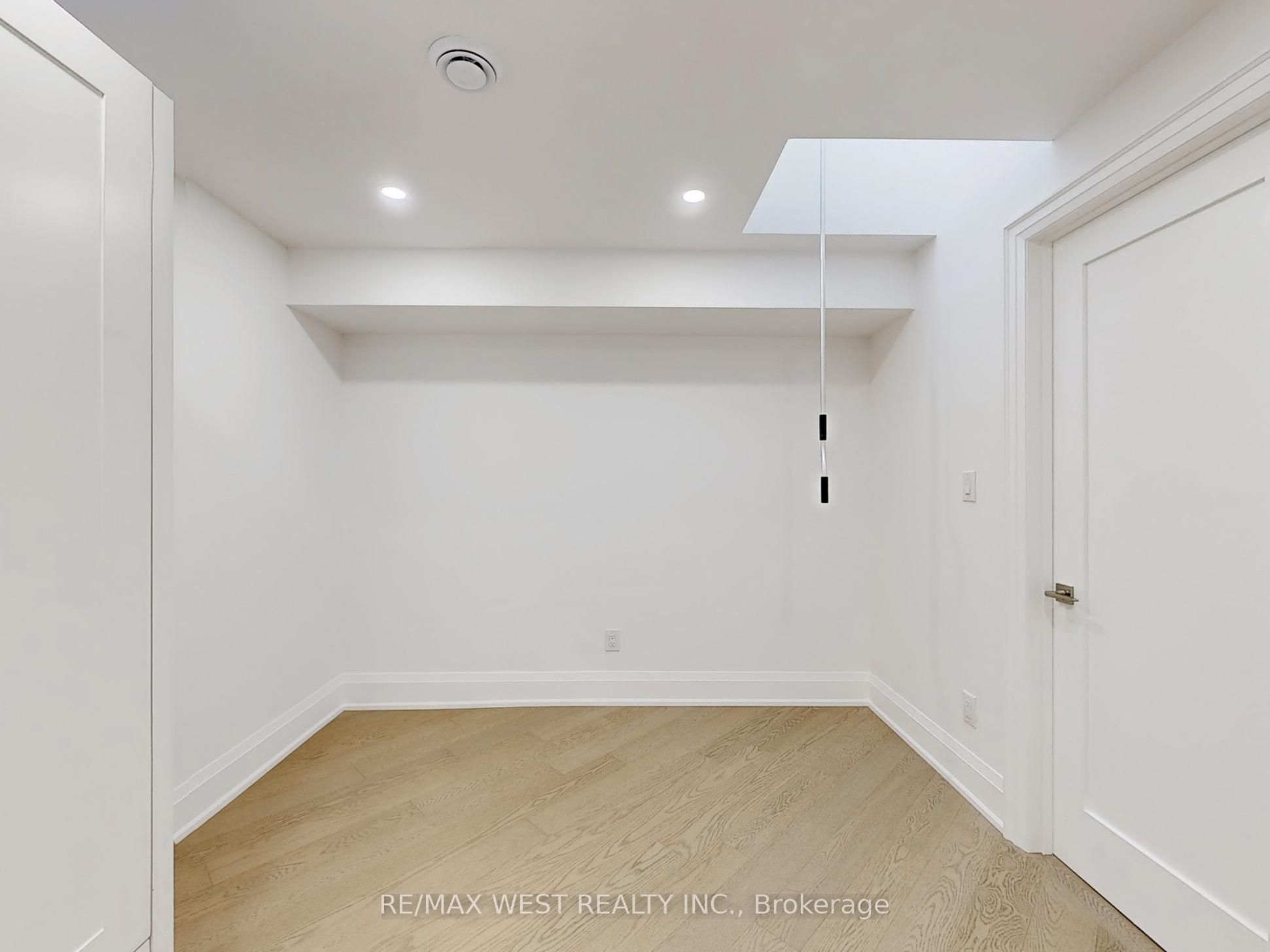1618 Bayview Avenue, #1