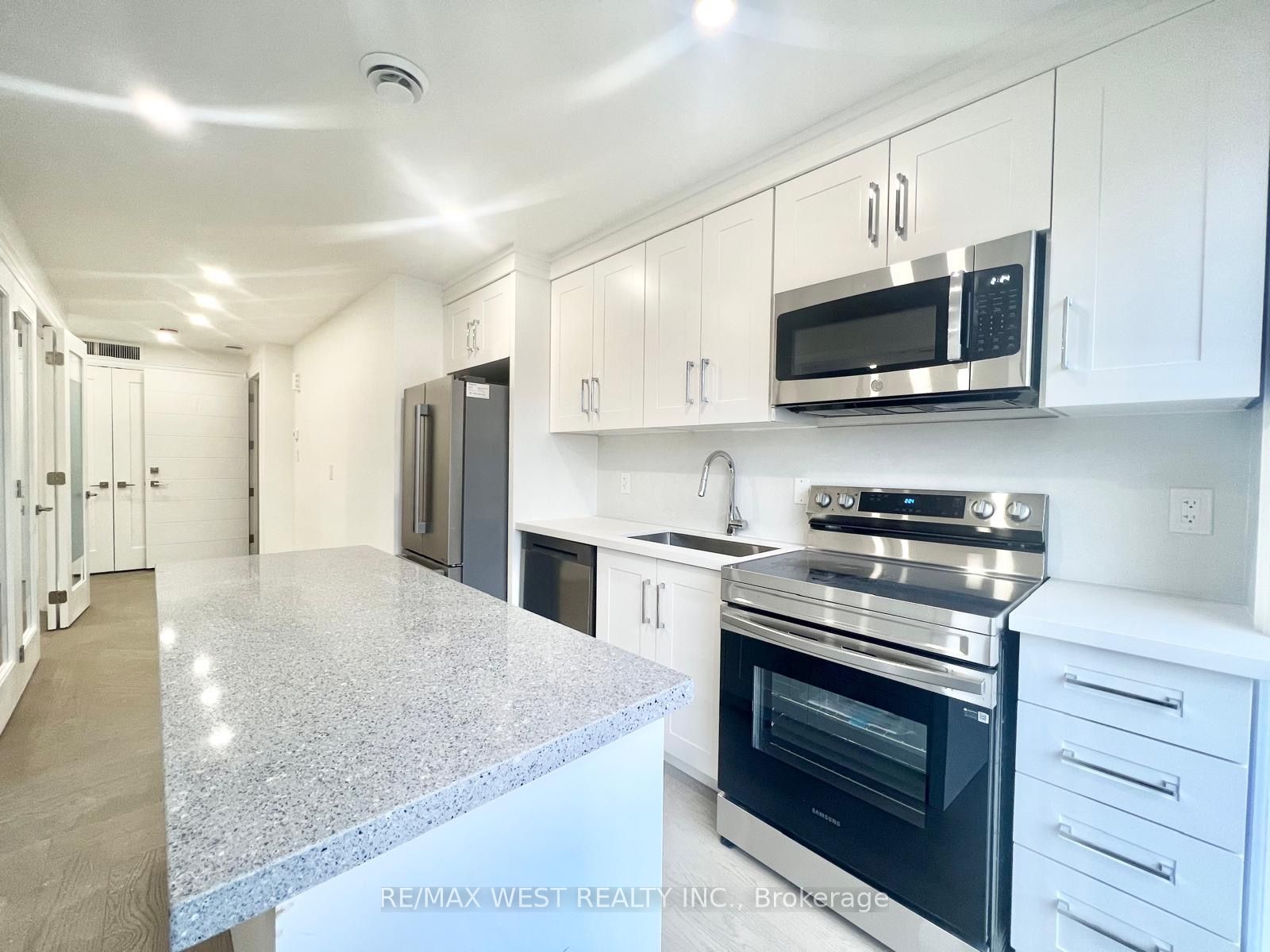 1618 Bayview Avenue, #1