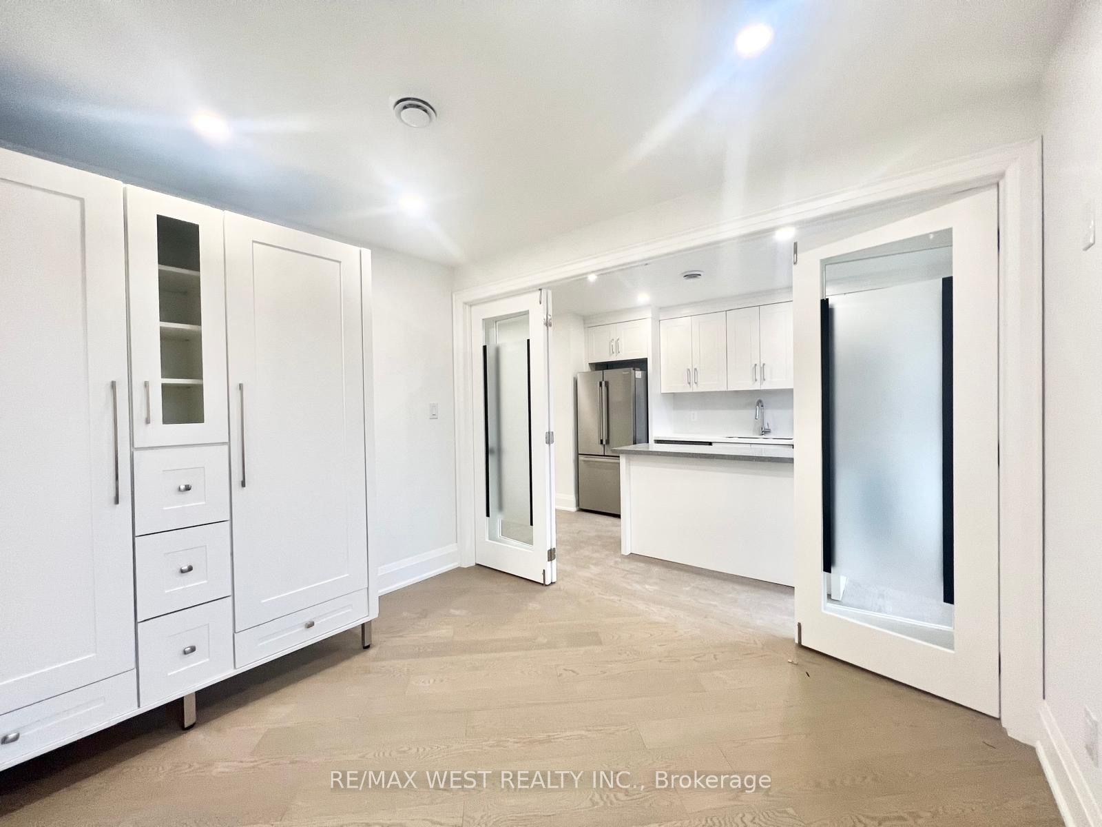 1618 Bayview Avenue, #1