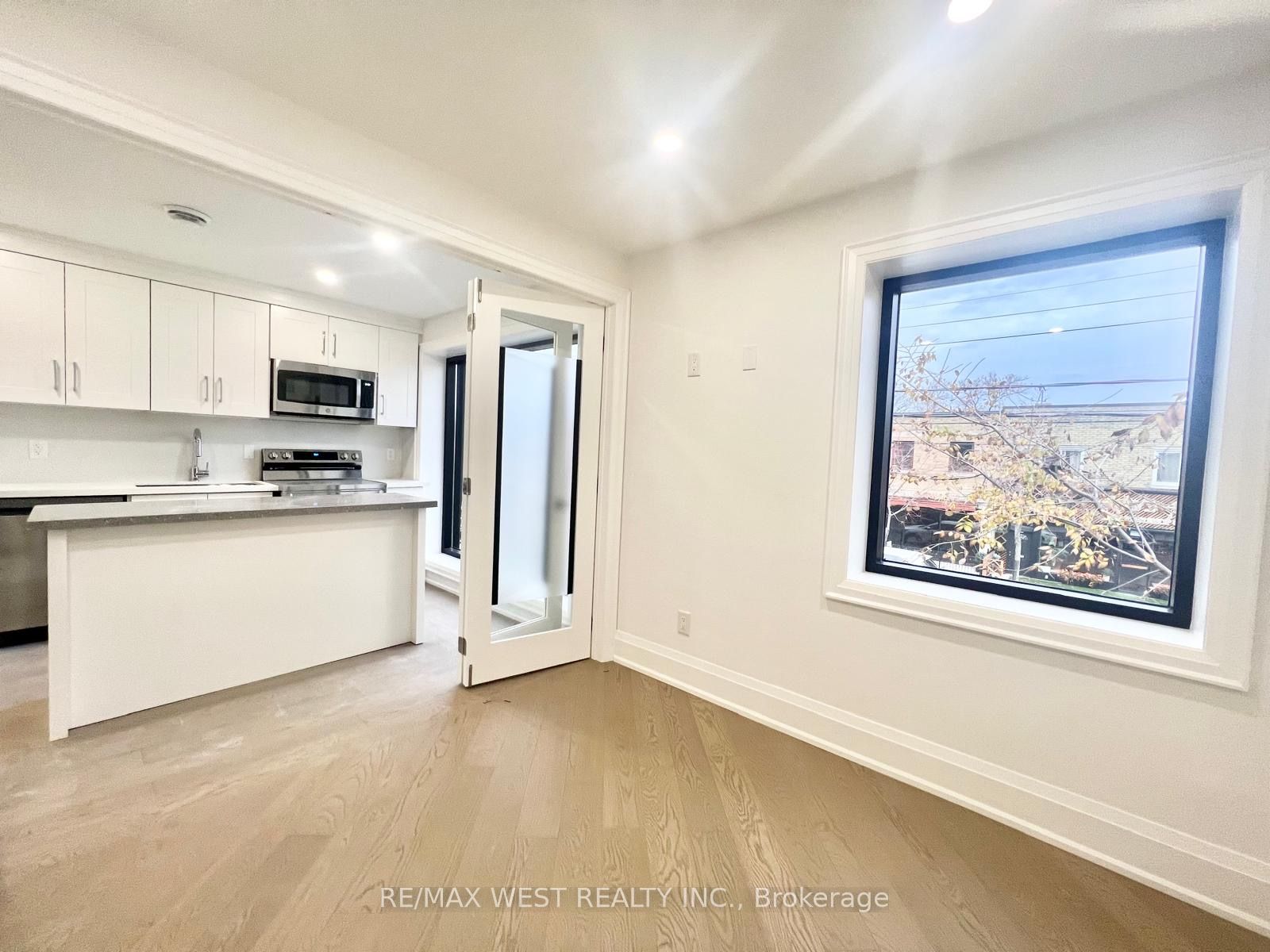 1618 Bayview Avenue, #1