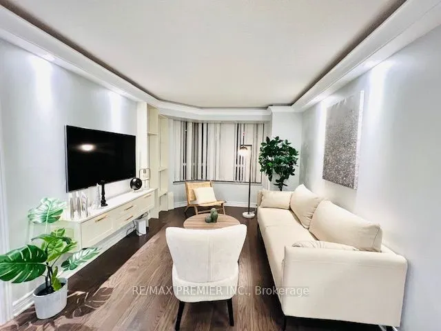 5418 Yonge Street, #901