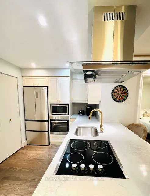 5418 Yonge Street, #901