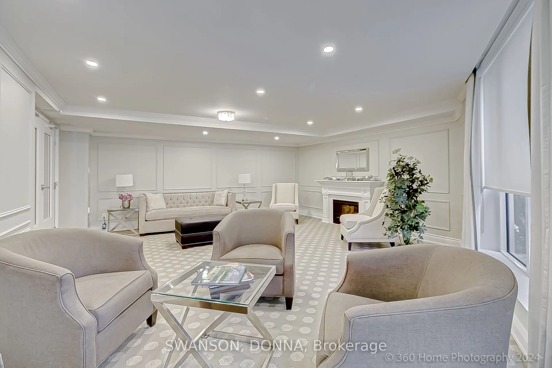 356 McRae Drive, #206