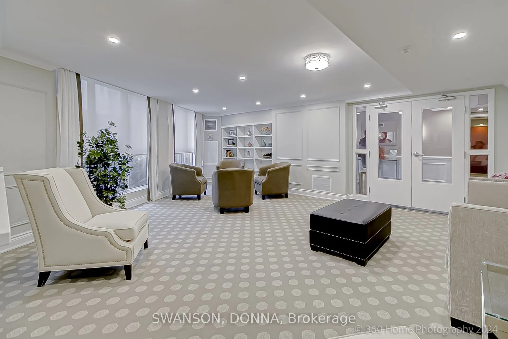 356 McRae Drive, #206