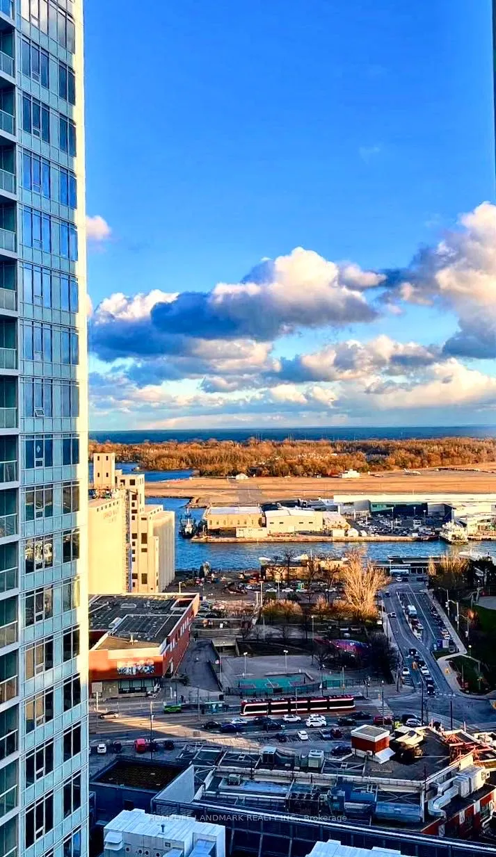 19 Bathurst Street #2906