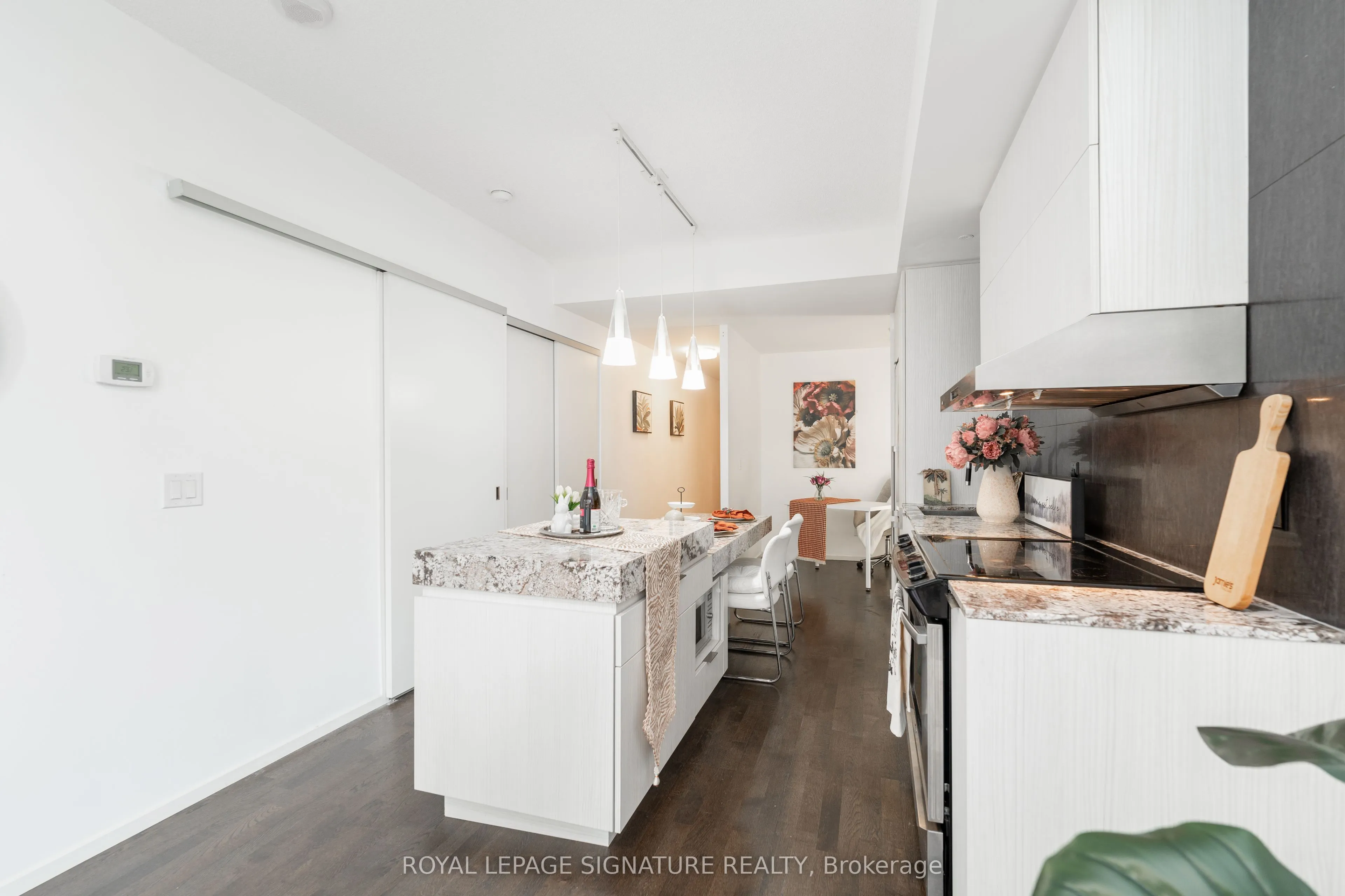 101 Charles Street E, #617