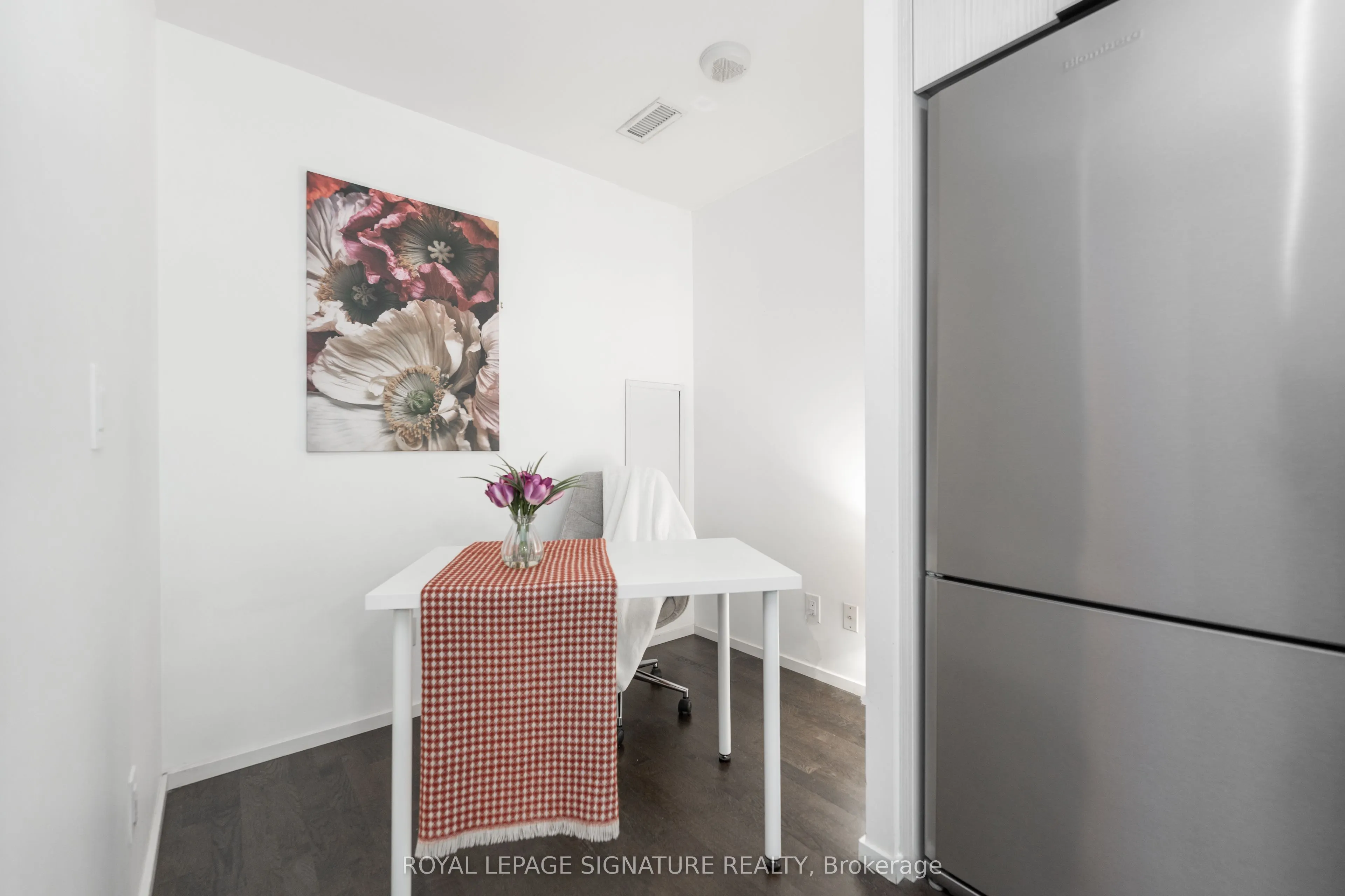 101 Charles Street E, #617