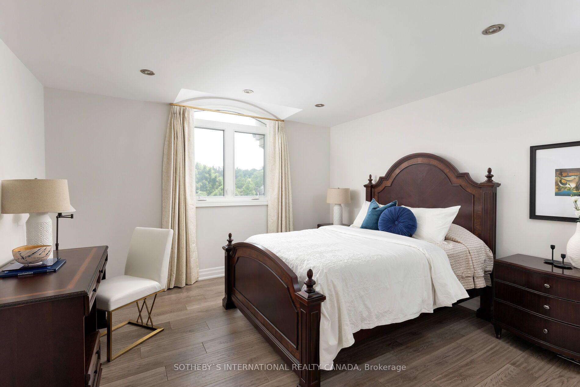 32 Brookfield Road