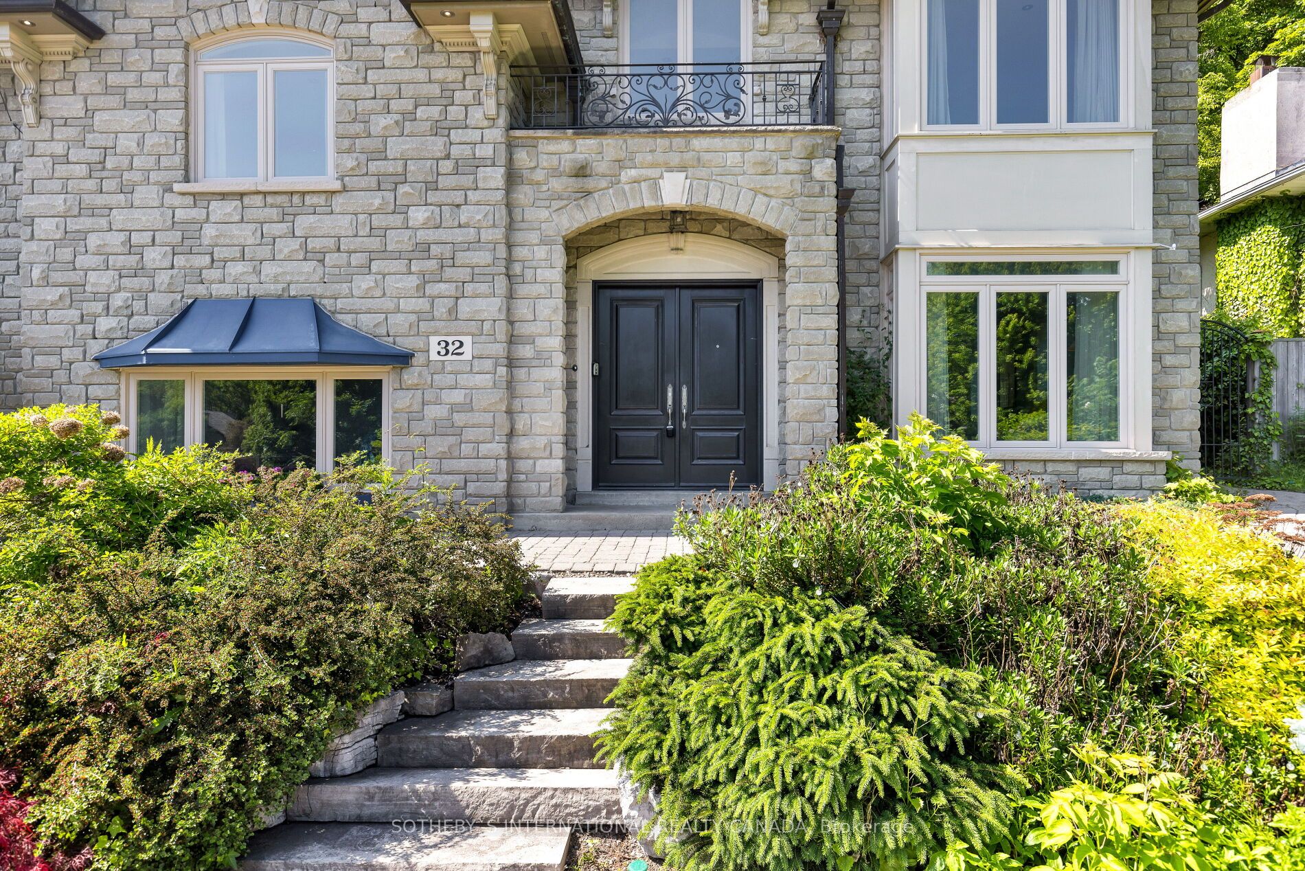 32 Brookfield Road