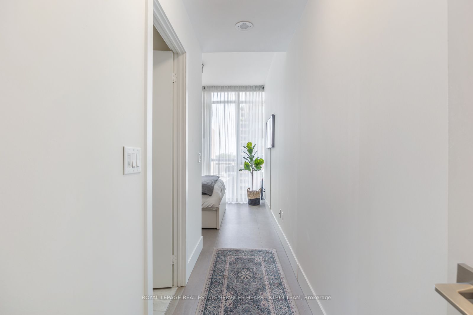 32 Davenport Road, #603