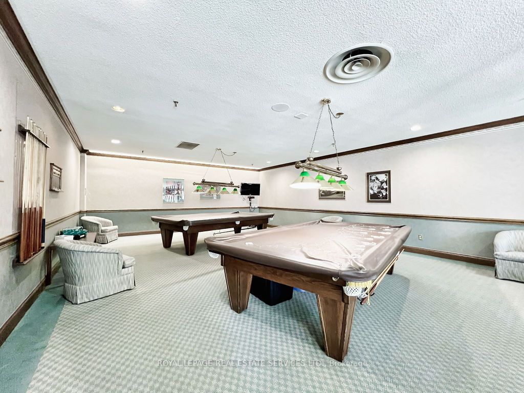 5444 Yonge Street, #108