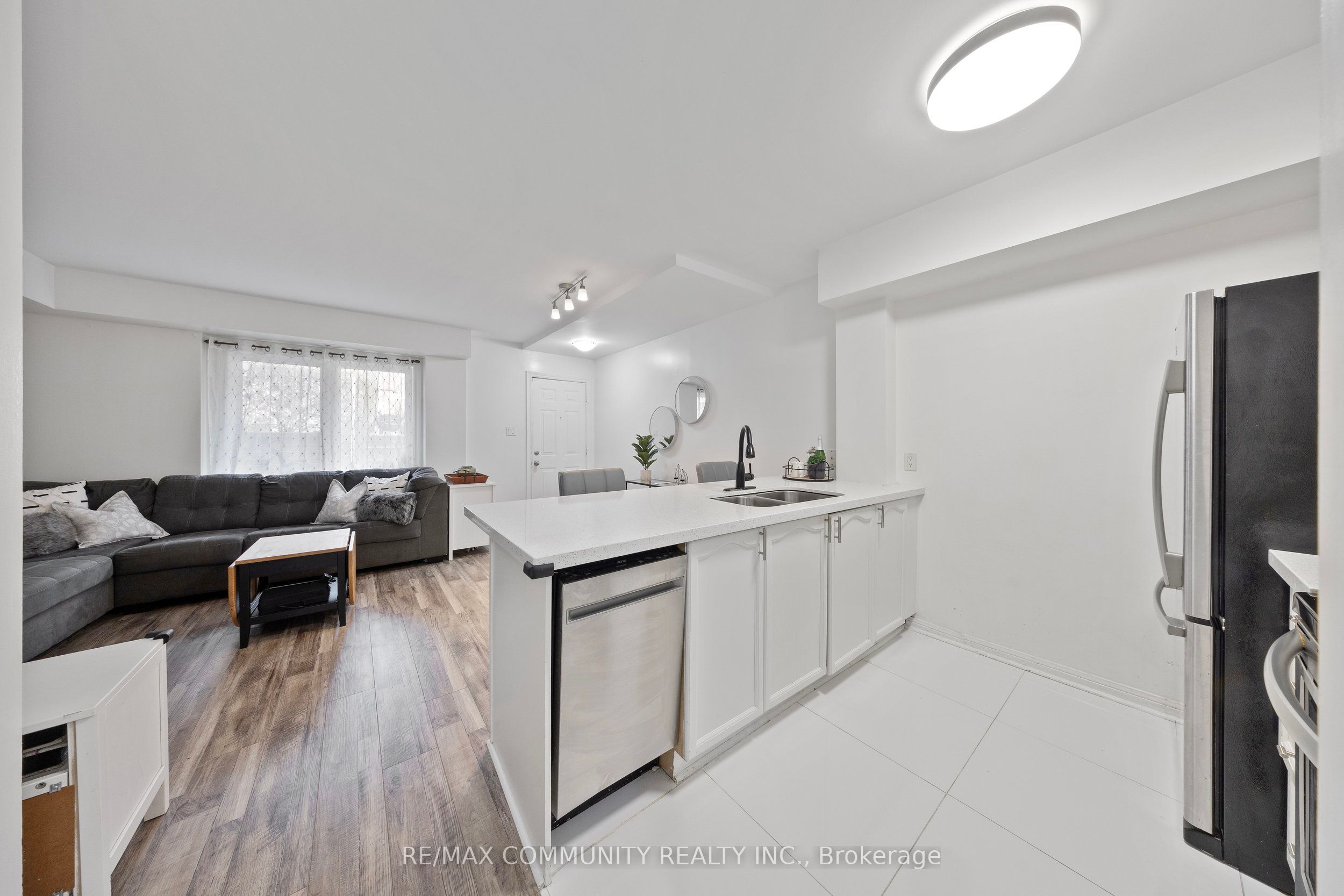 1 Sudbury Street #101
