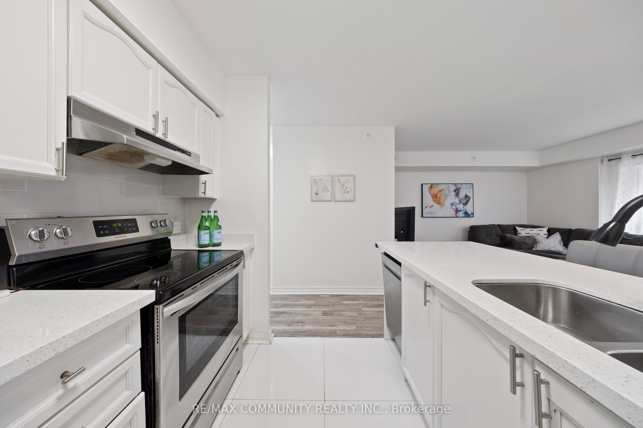 1 Sudbury Street #101