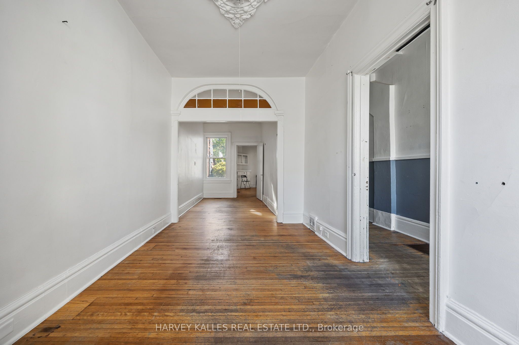631 Richmond Street W