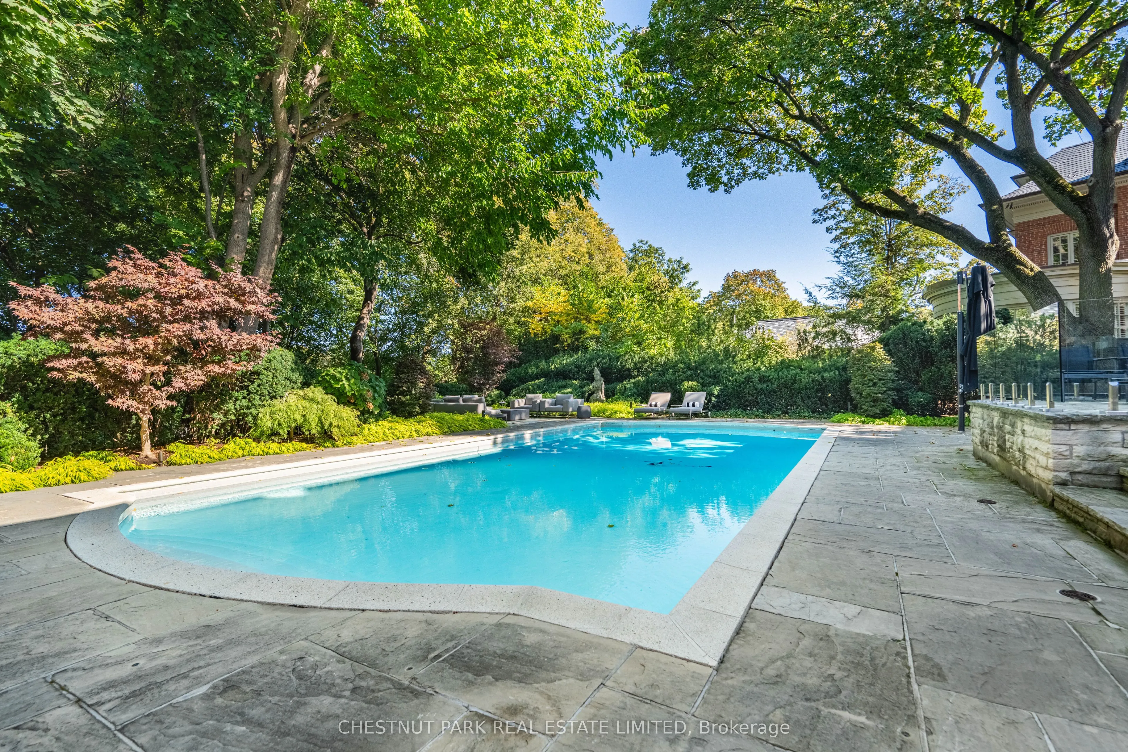 82 Chestnut Park Road