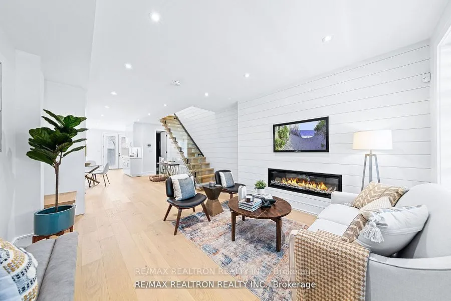 225 Christie Street
