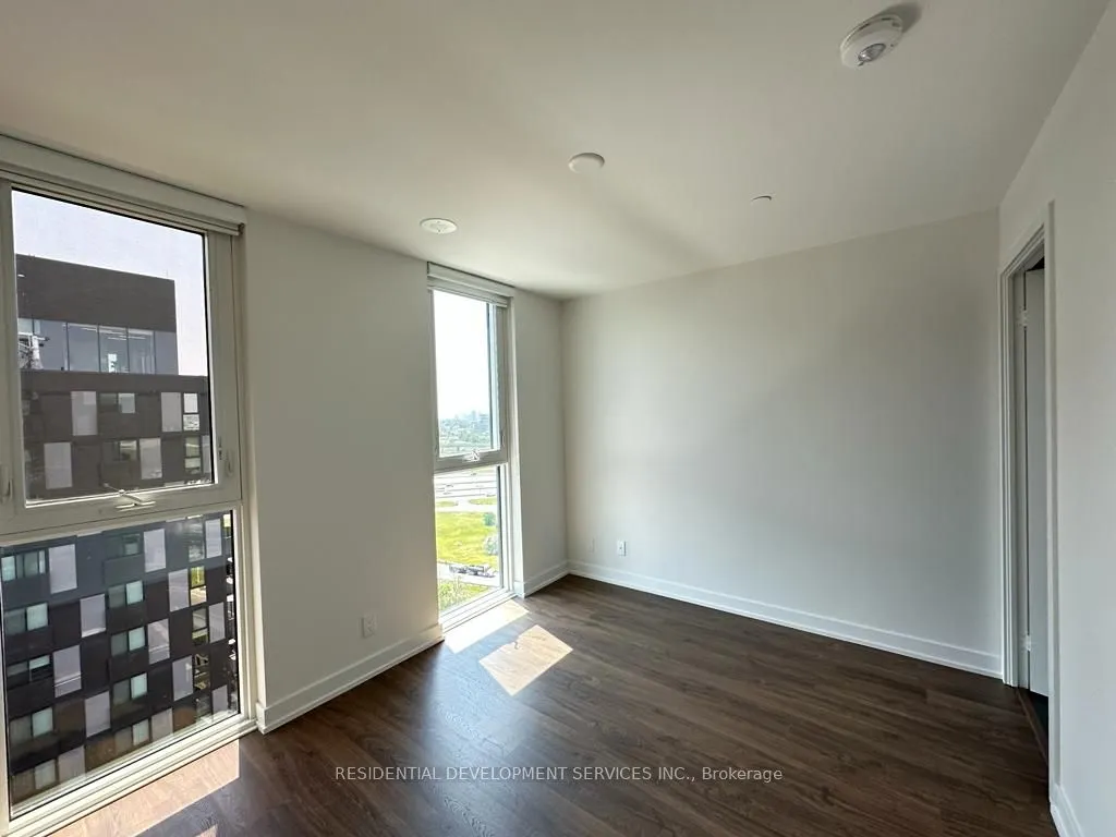 30 Tretti Way, #1302