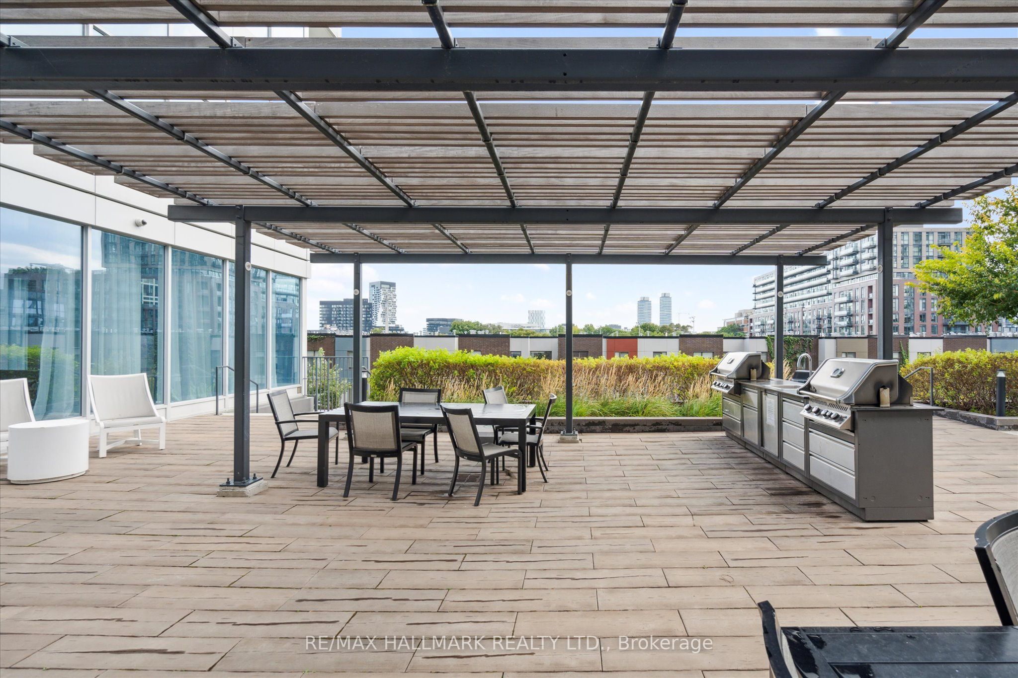 20 Tubman Avenue #2307