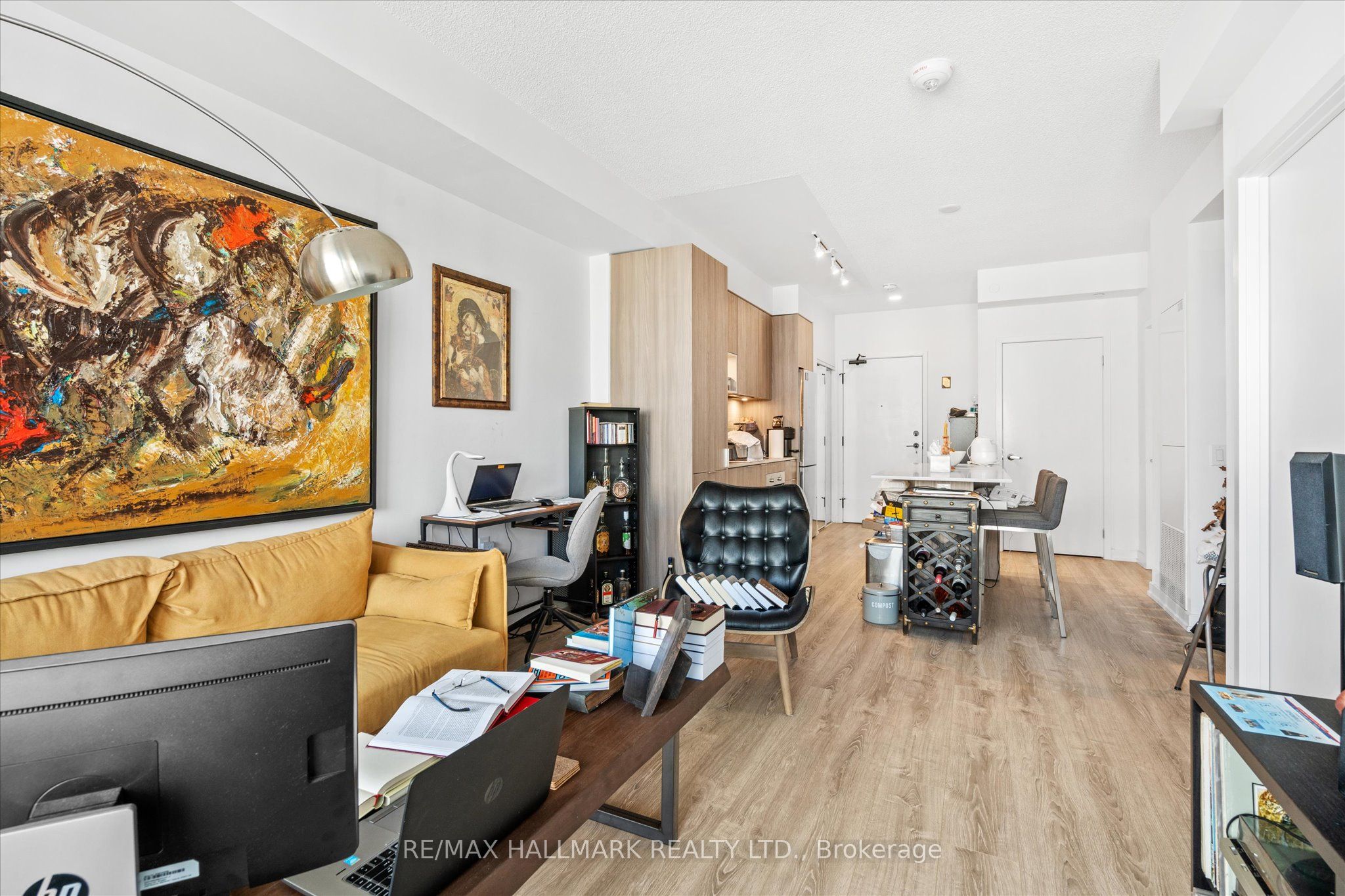 20 Tubman Avenue #2307