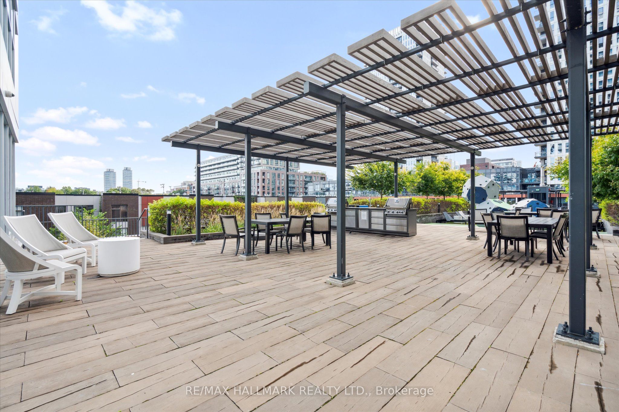20 Tubman Avenue #2307